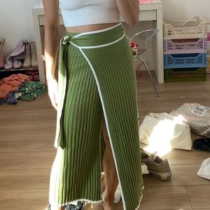 DONATING 7/8. MOVING SALE. Green cmeo collective knit skirt